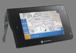 Motorola, Inc. (NYSE: MOT) ha annunciato oggi la presentazione della TV mobile DH01n, un lettore multimediale tascabile con funzioni di navigazione avanzate che includono: navigazione GPS 2D o 3D e mappe Tele Atlas, punti di interesse e indicazioni vocali.